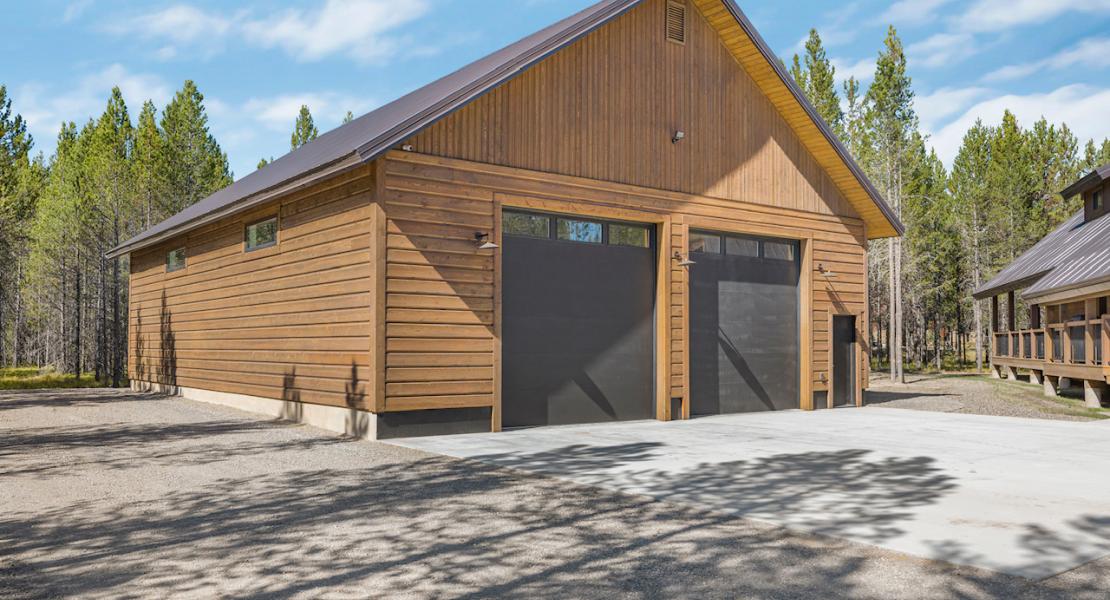 Garages & Shops