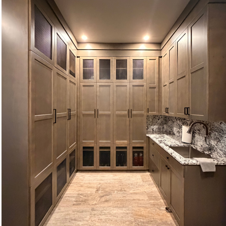 Cabin main floor