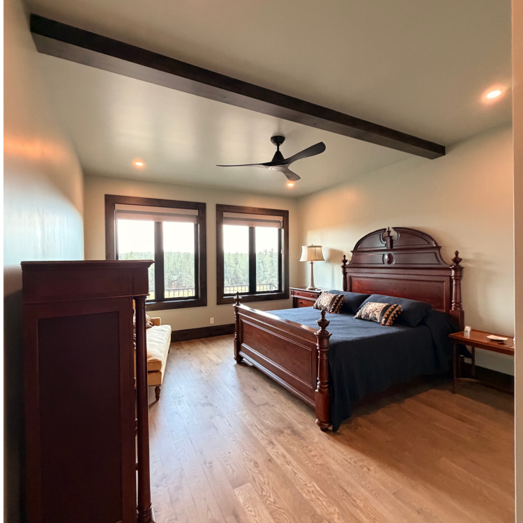 Cabin main floor